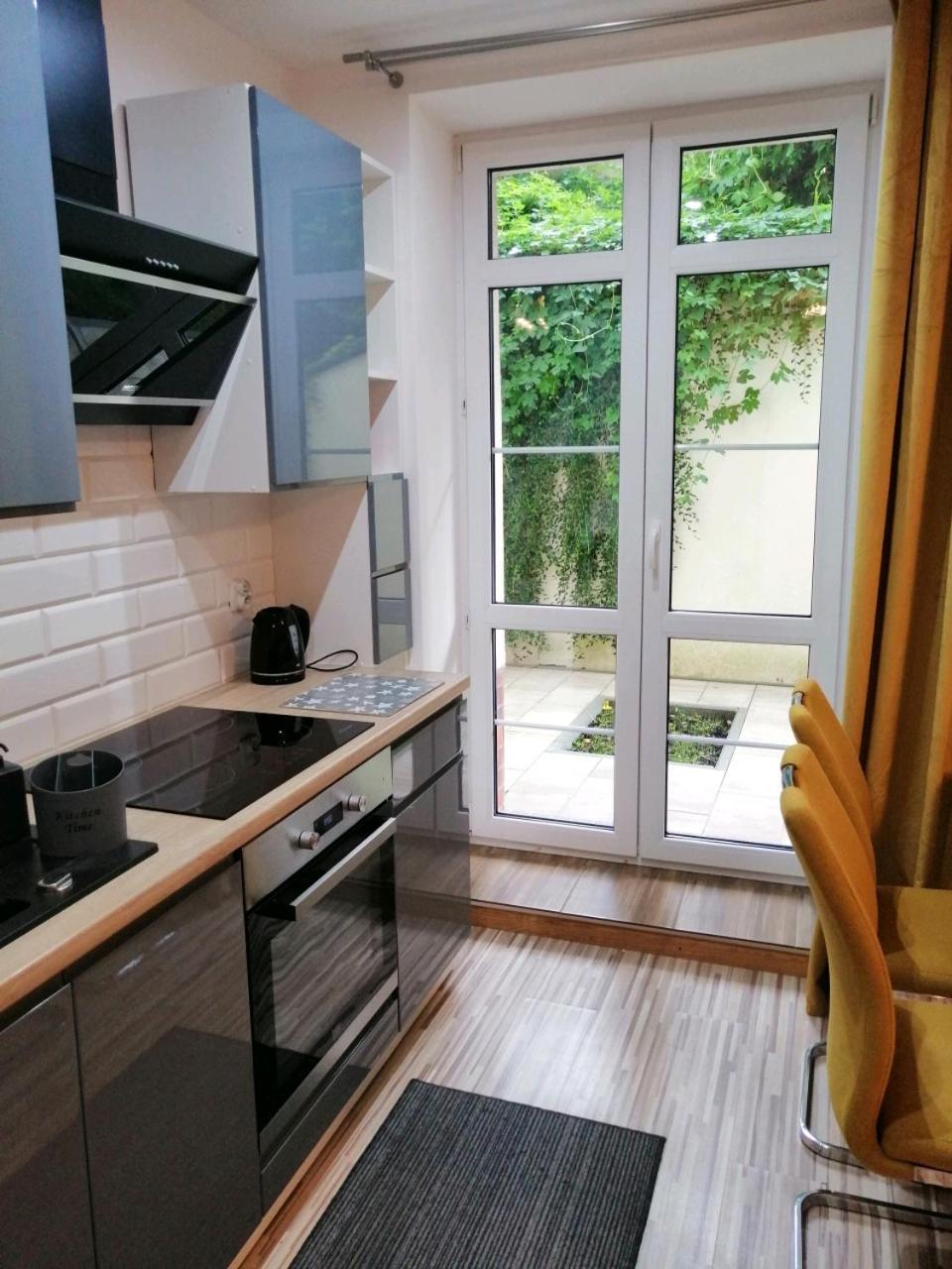 שצ'צ'ין Apartament Jasne Blonia מראה חיצוני תמונה